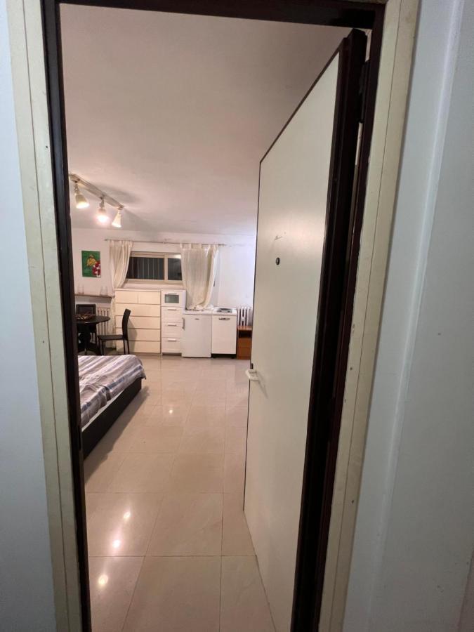 Monolocale A Mostacciano Apartment Rome Exterior photo