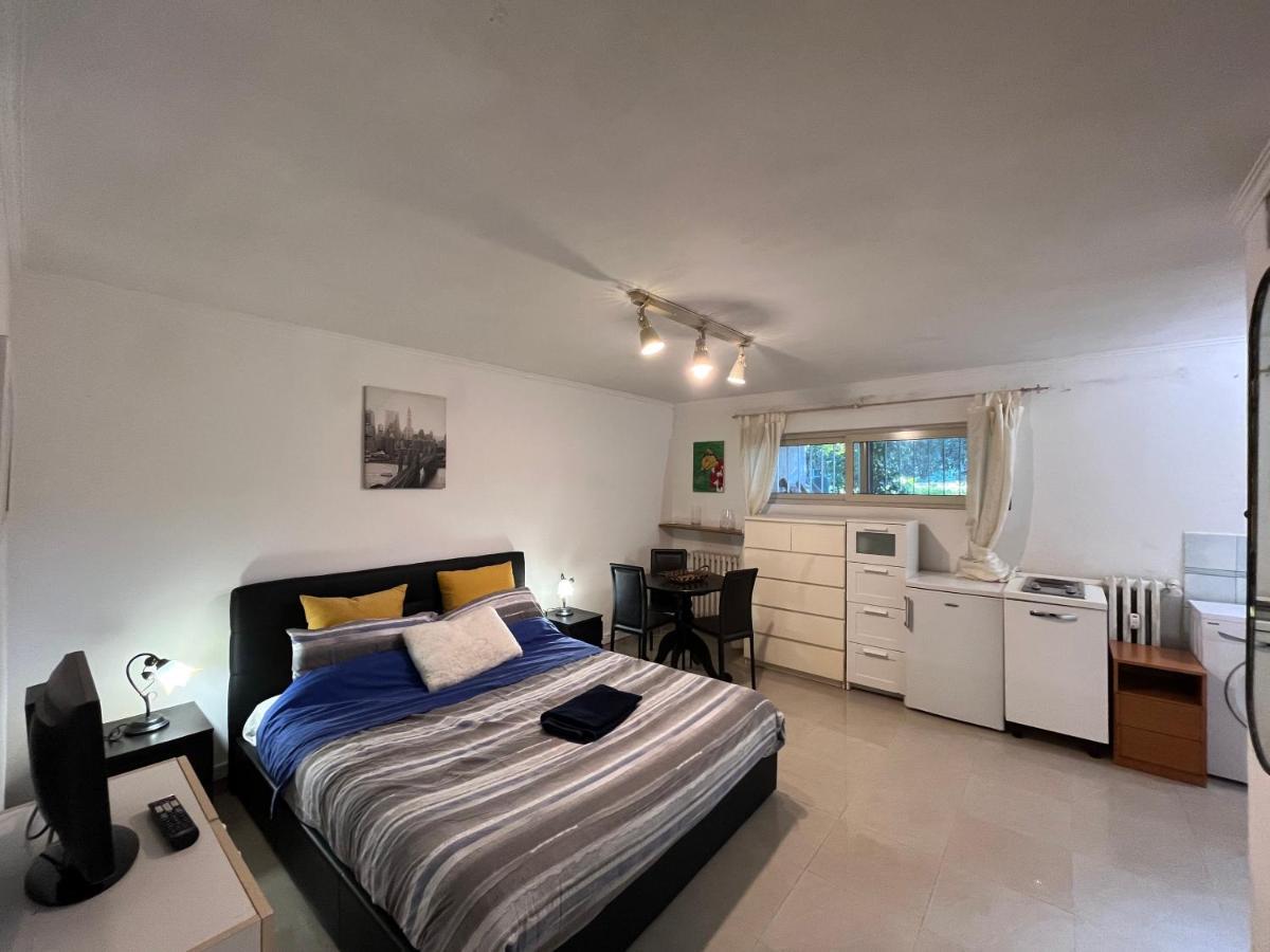 Monolocale A Mostacciano Apartment Rome Exterior photo